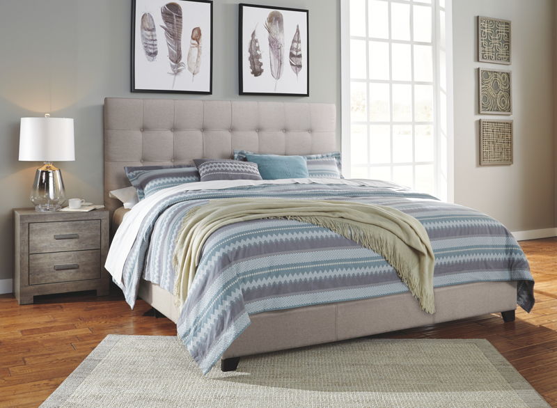 Dolante Upholstered Bed in Beige - Ashley Furniture