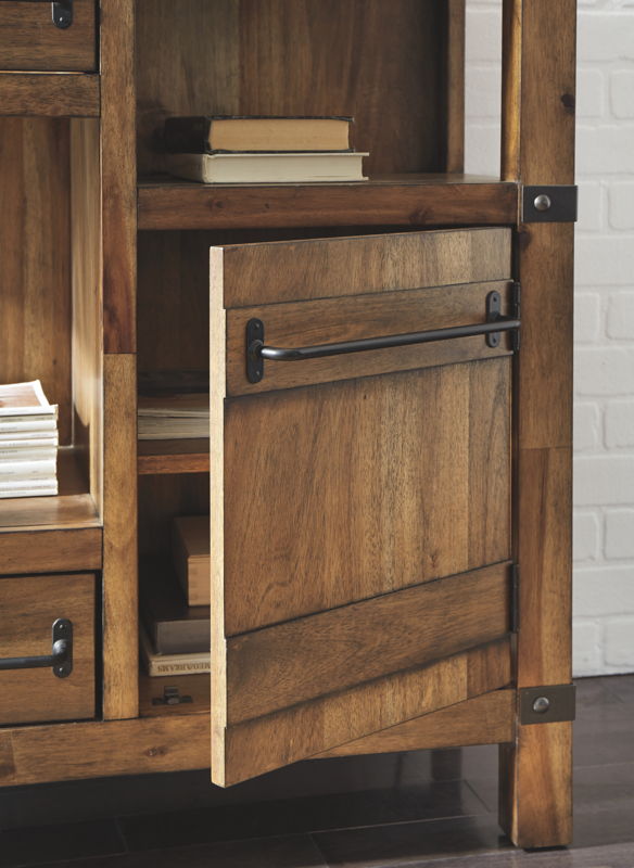 Roybeck Accent Collection - Ashley Furniture