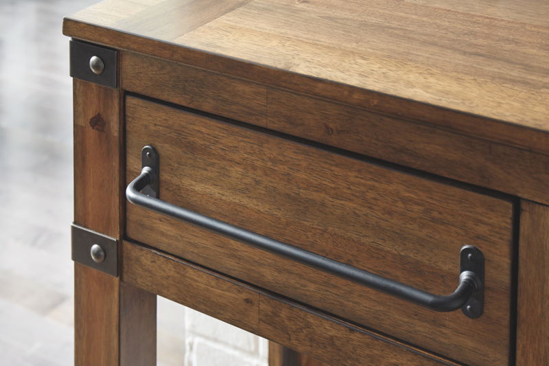 Roybeck Accent Collection - Ashley Furniture