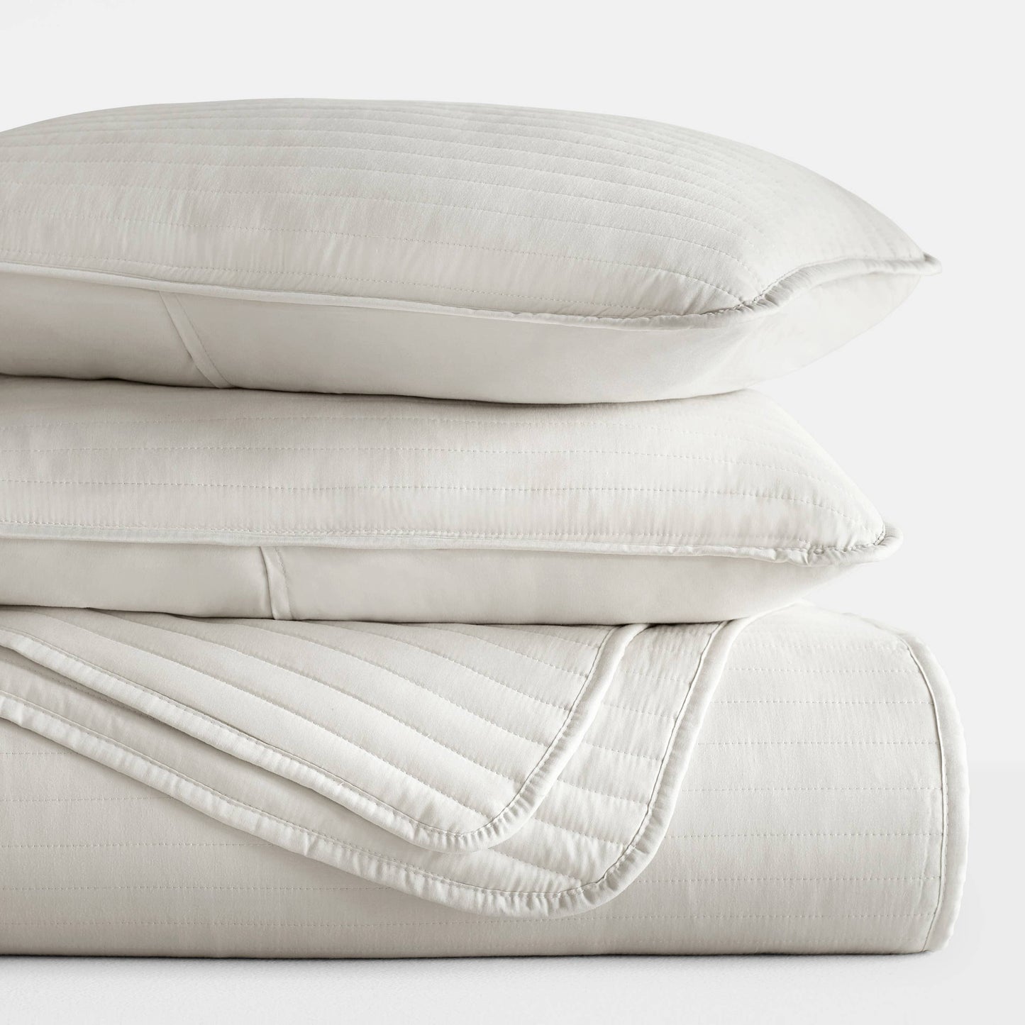 IEnjoy Home 3 Piece Stripe Stitch Quilted Coverlet Set: White / Twin