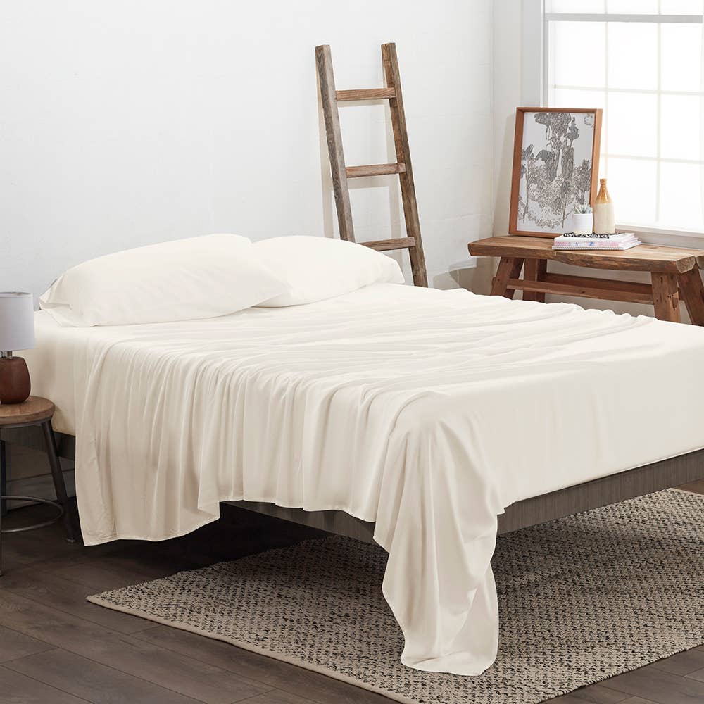 Home Collection Premium Bamboo 4 Piece Luxury Bed Sheet Set: White / Queen