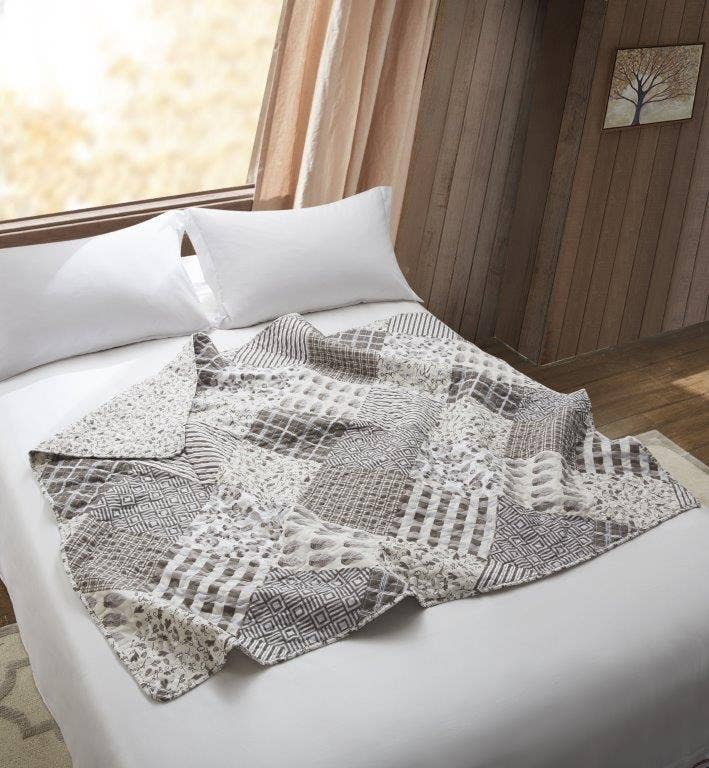 "Charming Grays"  Quilted Throw Blanket 50"x60"