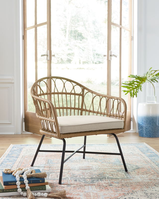 Hoonah Indoor/Outdoor Chair - Ashley Furniture