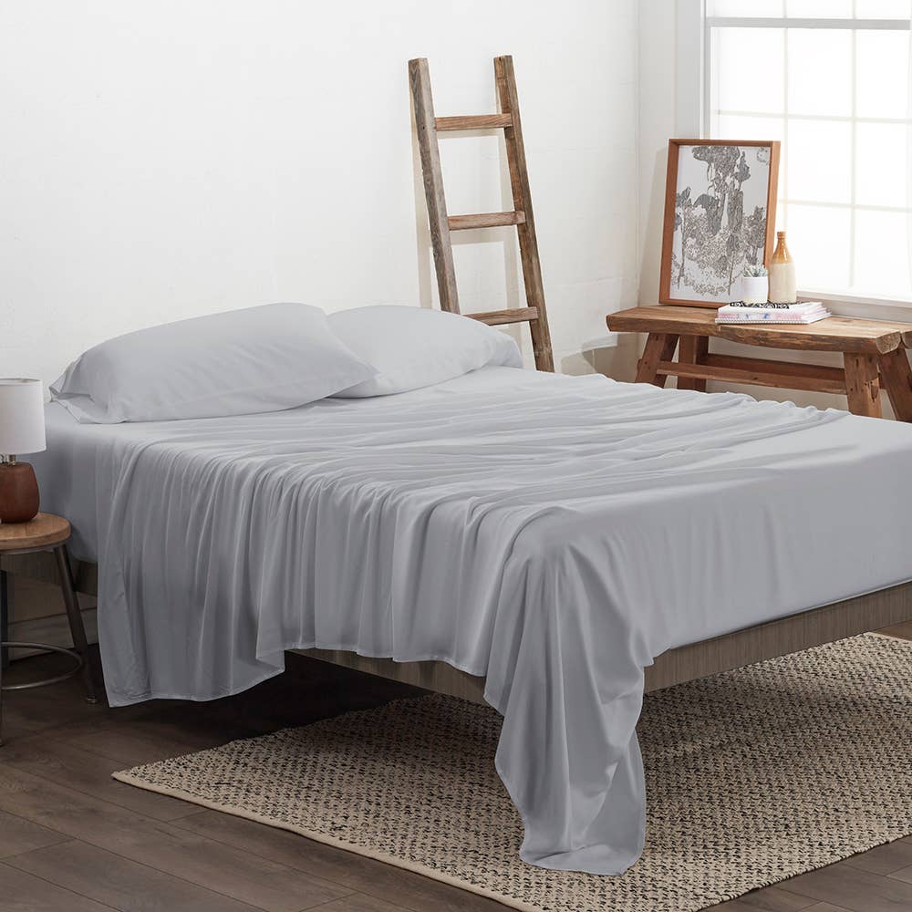 Home Collection Premium Bamboo 4 Piece Luxury Bed Sheet Set: White / Queen