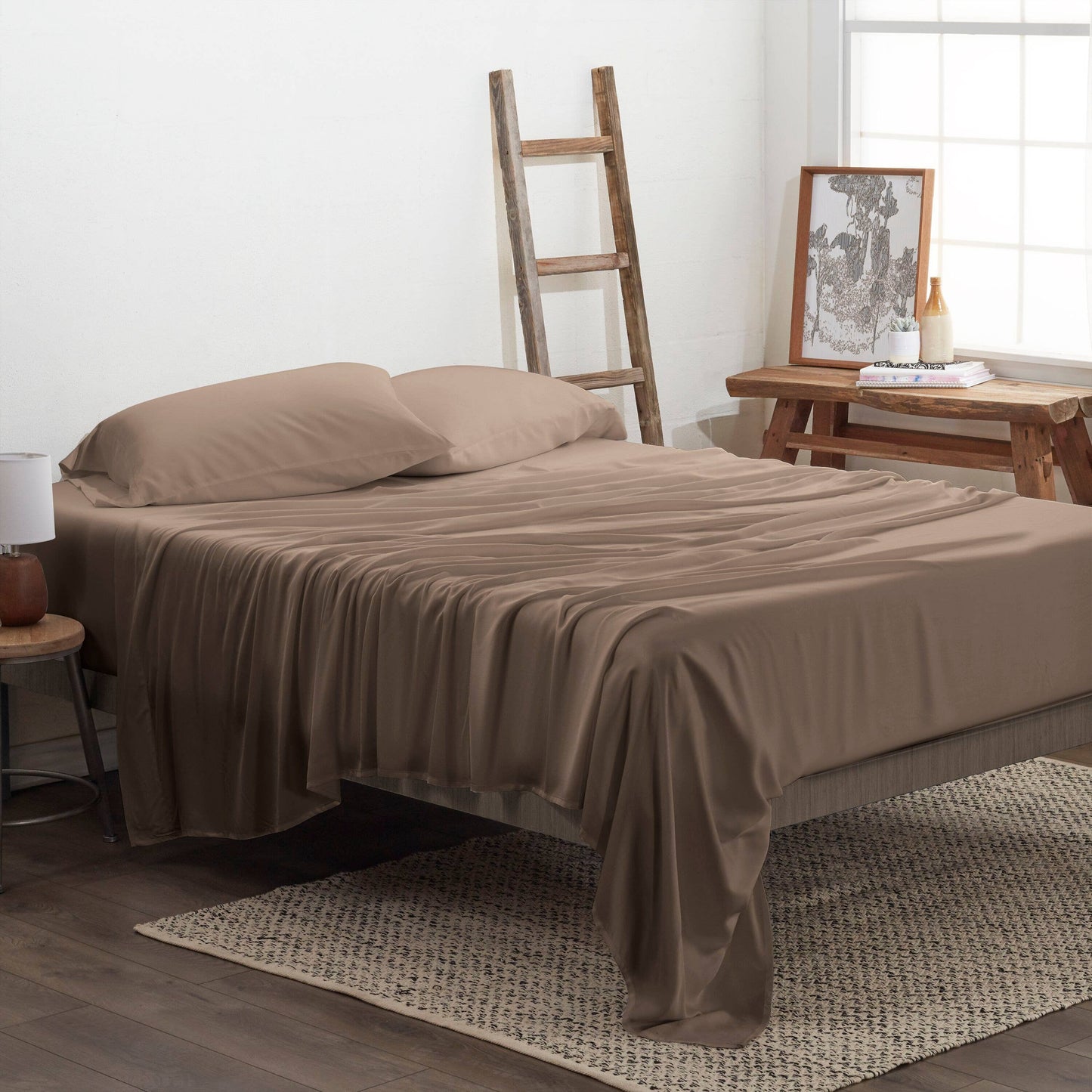 Home Collection Premium Bamboo 4 Piece Luxury Bed Sheet Set: White / Queen