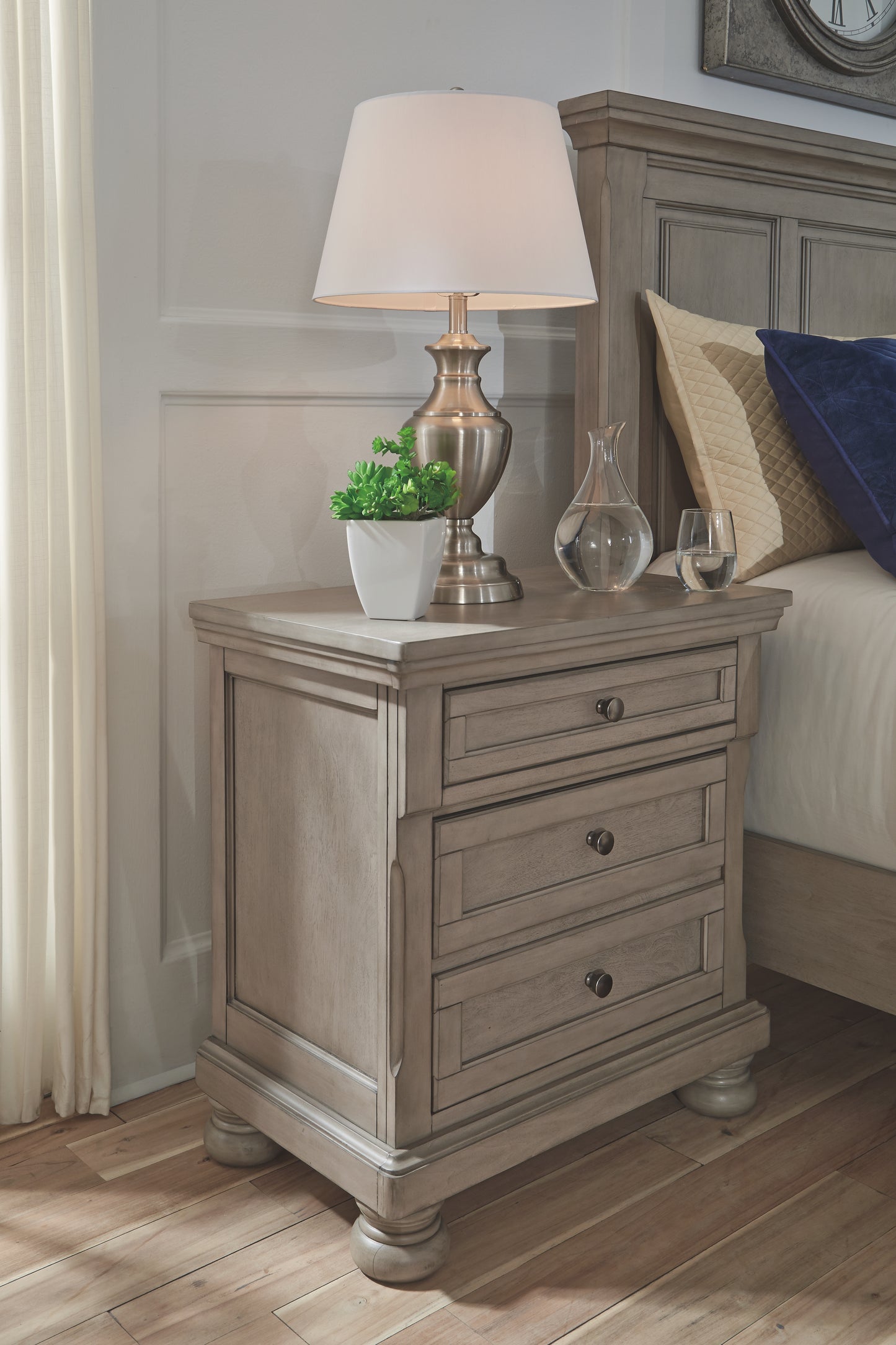 Lettner Bedroom Series - Ashley Furniture (5174136078474)